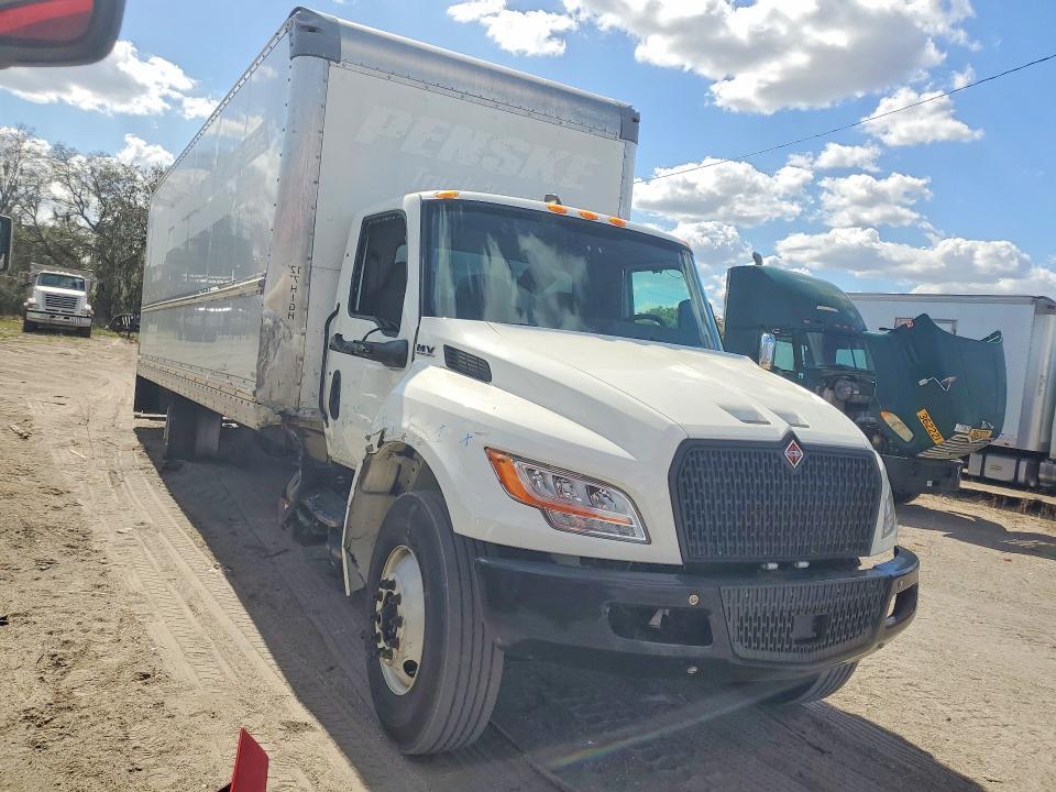 2024 International MV607 BOX Truck