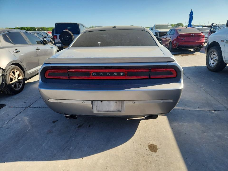 2013 Dodge Challenger sxt