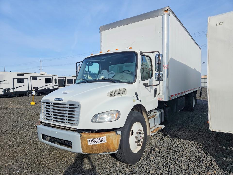 2015 Freightliner Business Class M2 BOX Truck