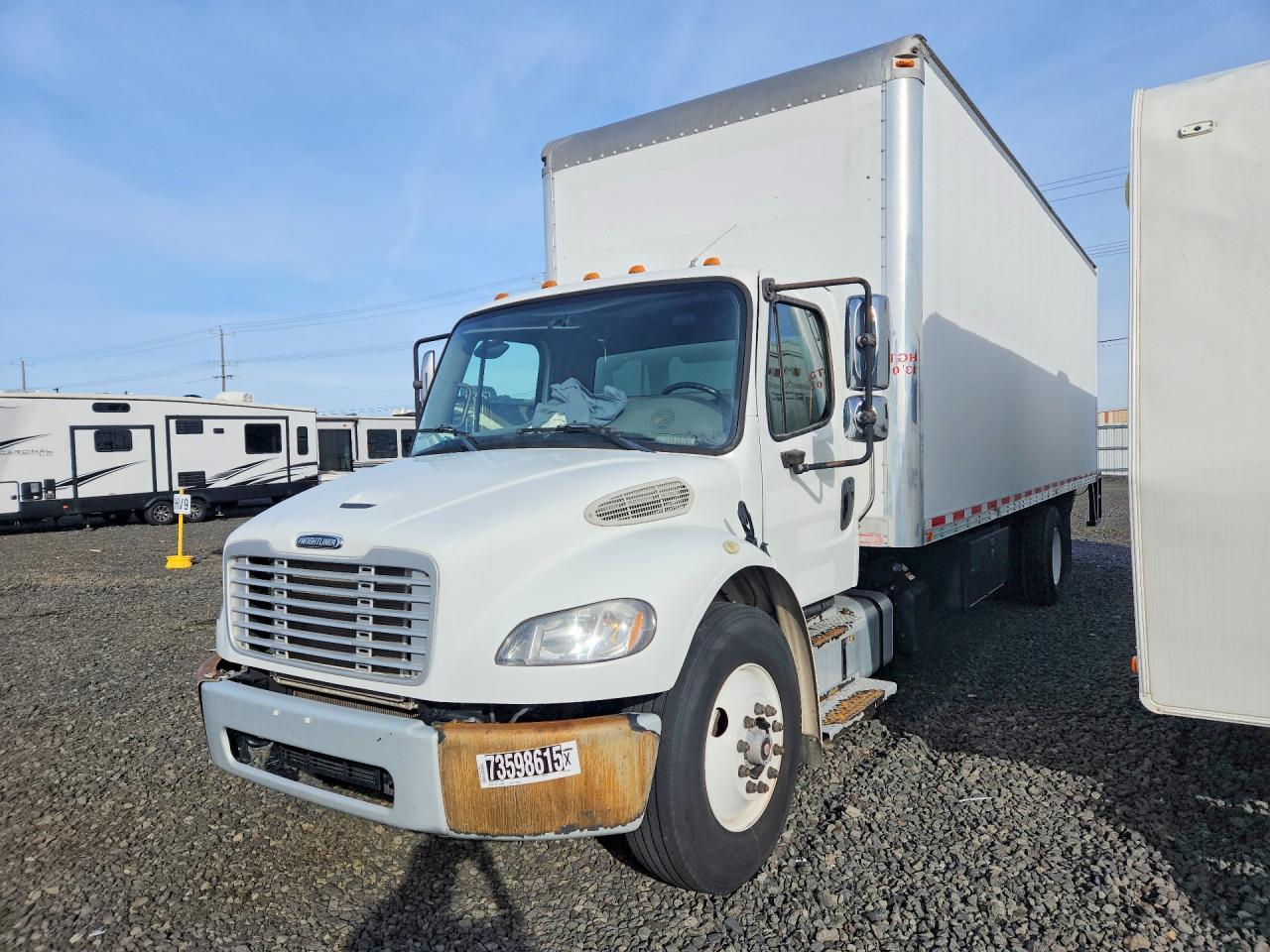 2015 Freightliner Business Class M2 BOX Truck