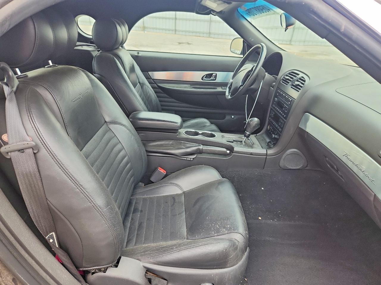 2002 Ford Thunderbird