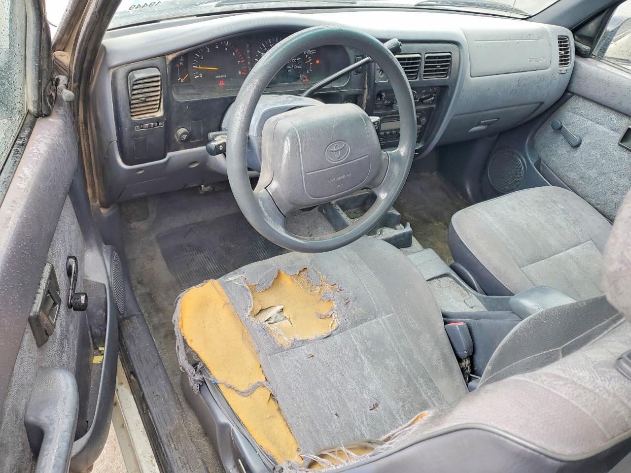 2000 Toyota Tacoma Base