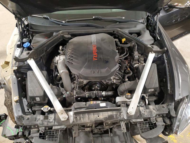 2022 KIA Stinger GT2