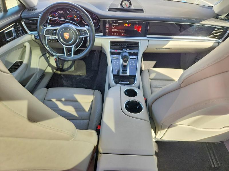 2019 Porsche Panamera Base