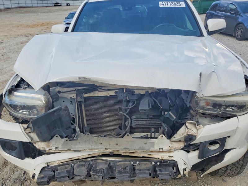 2019 Toyota Tacoma trd Off-road