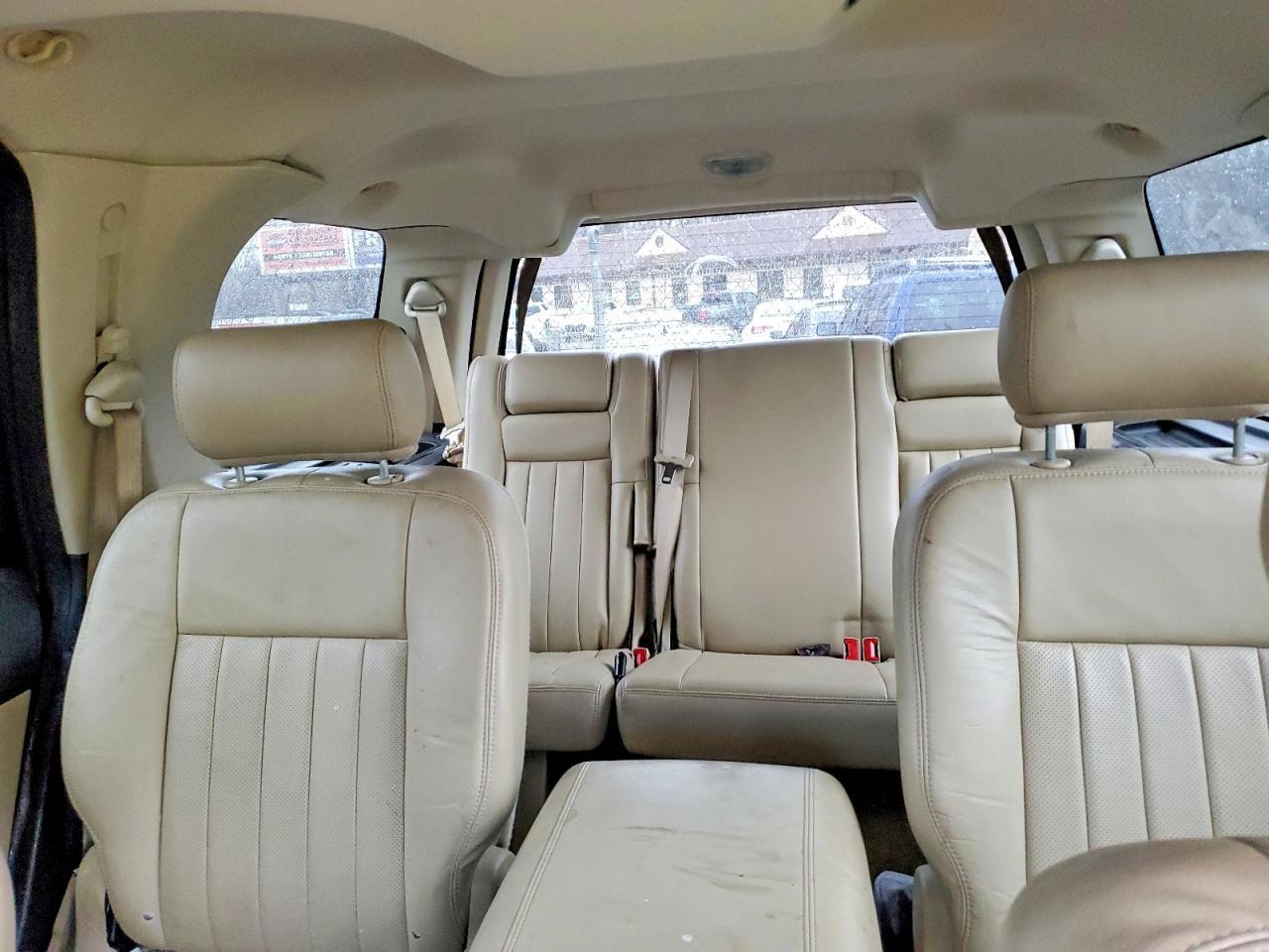 2005 Lincoln Navigator