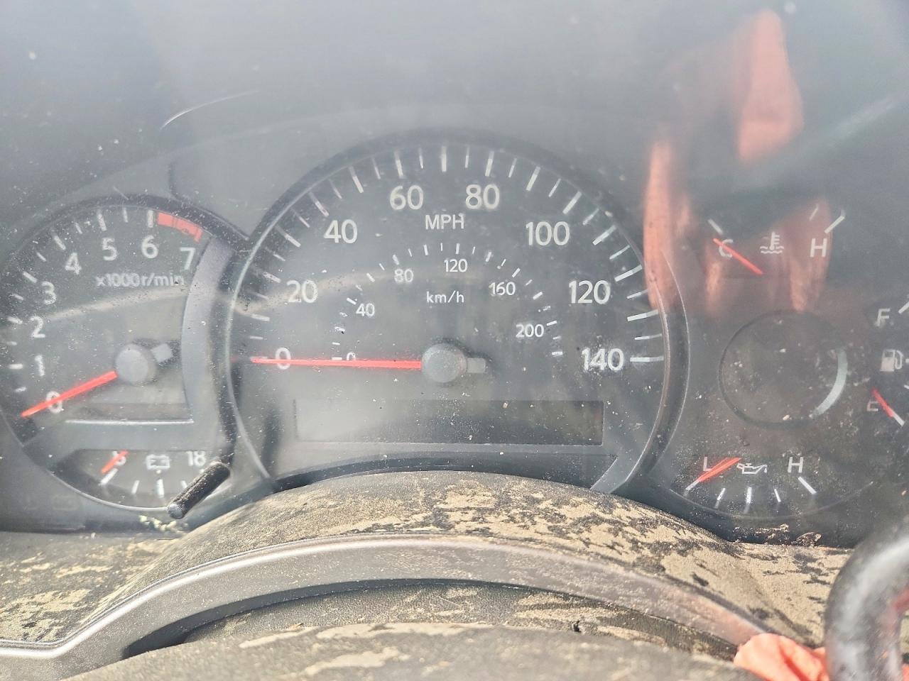 2004 Nissan Titan XE