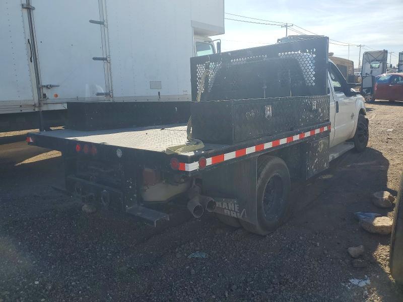 2015 Ford F350 Super Duty Flatbed Truck