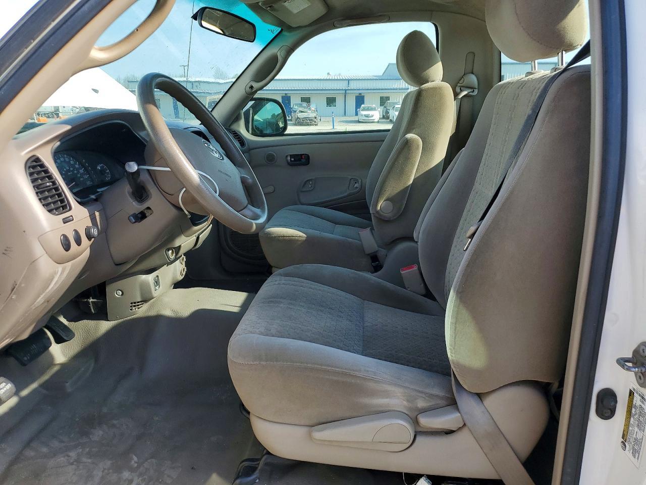 2005 Toyota Tundra Base