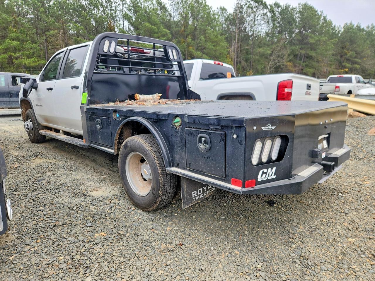 2025 Chevrolet Silverado HD Flatbed Truck