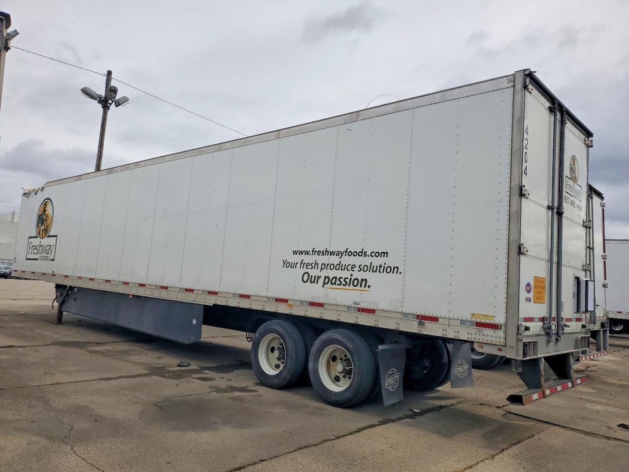 2022 Utility VS2RA Refrigerated Van Trailer