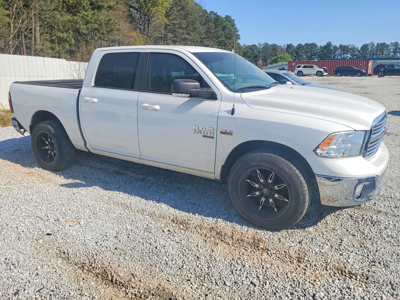 2019 Dodge RAM 1500 Classic SLT