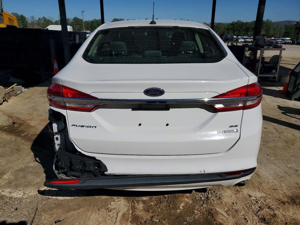 2017 Ford Fusion se Hybrid