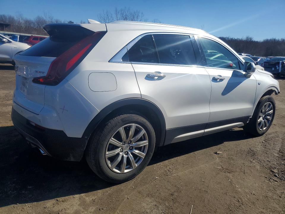 2020 Cadillac XT4 Premium Luxury