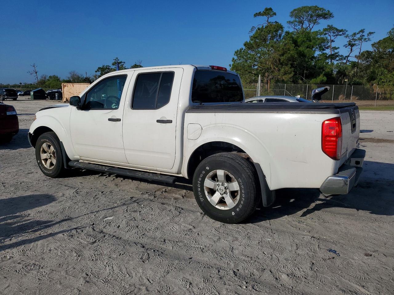 2011 Nissan Frontier S