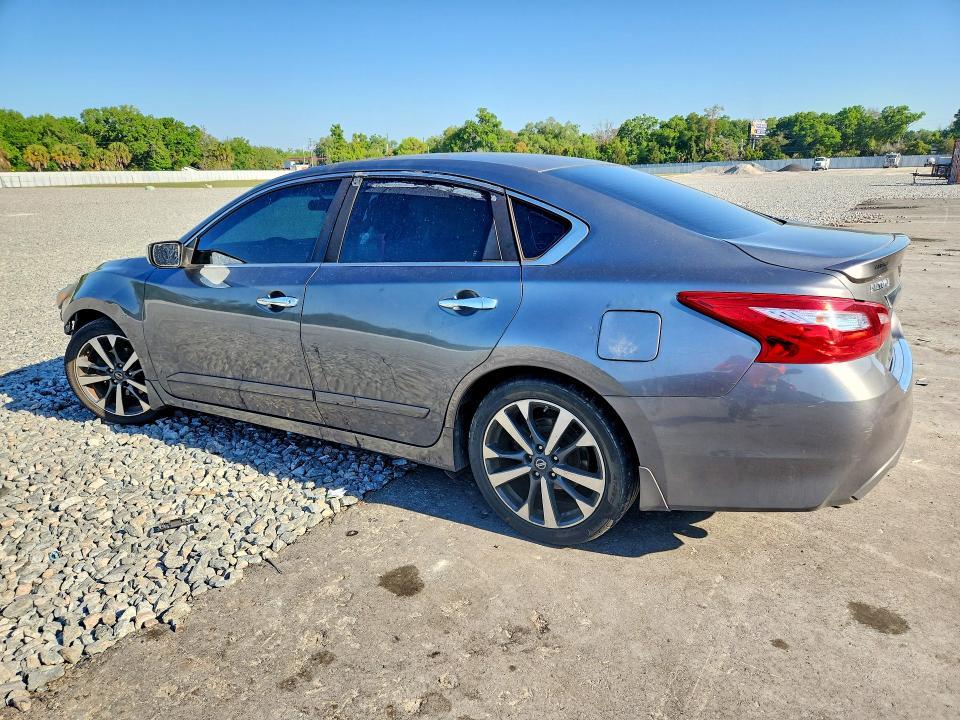 2016 Nissan Altima 2.5 sr