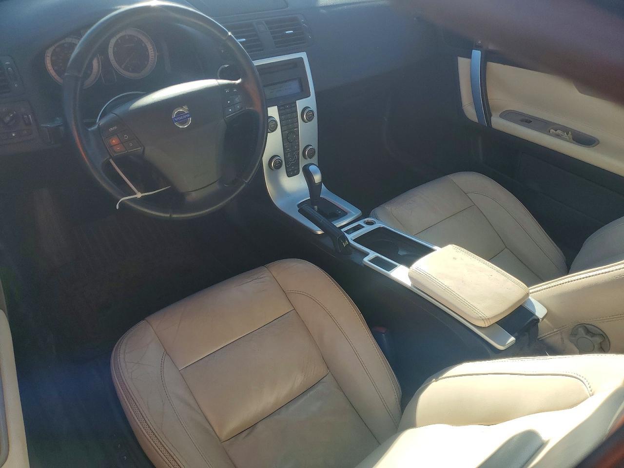2013 Volvo C70 T5