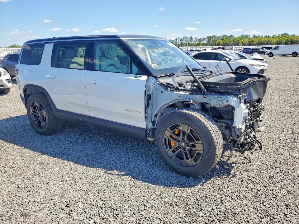 2023 Rivian R1S Adventure
