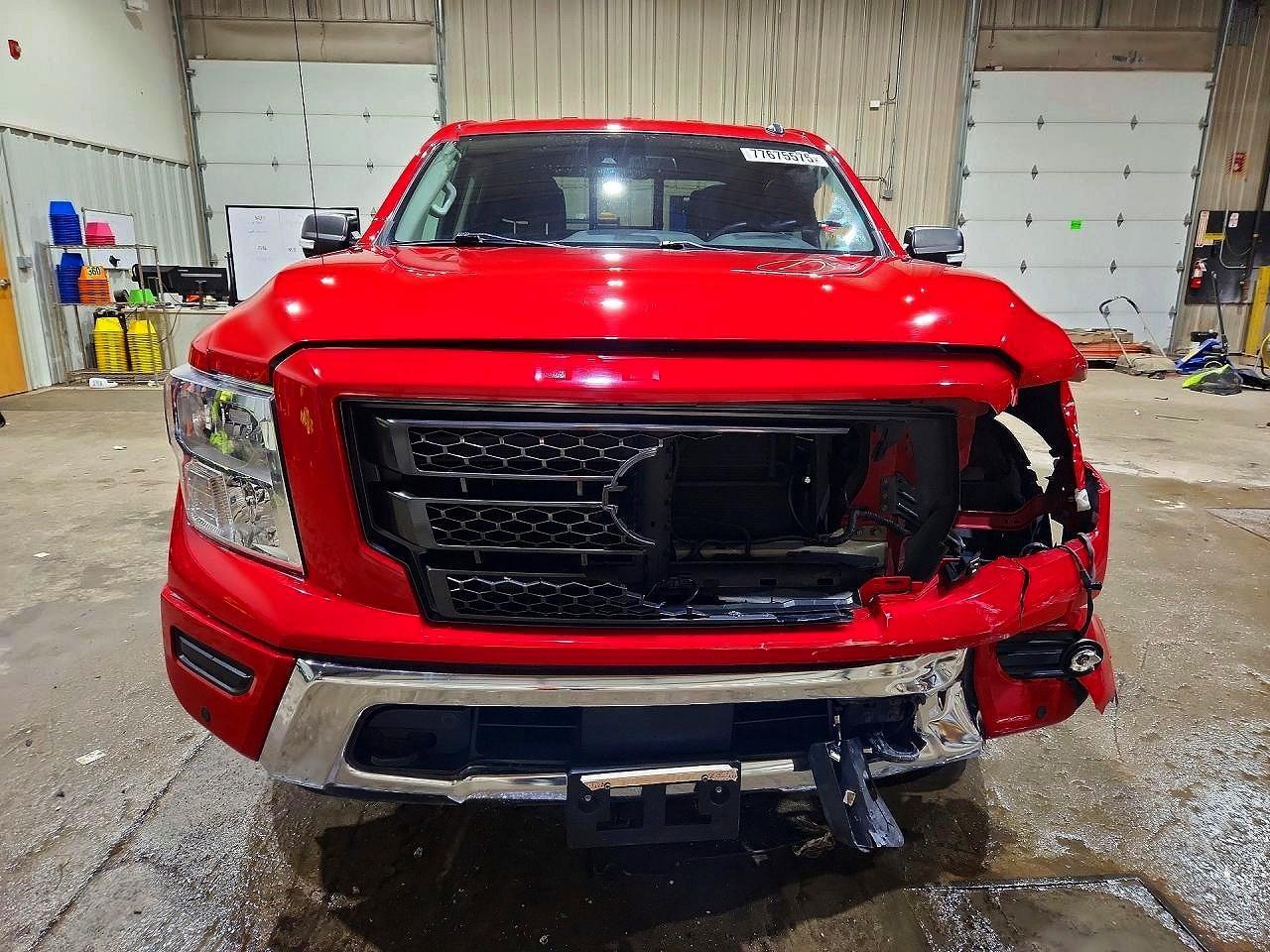 2020 Nissan Titan SV