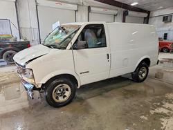 Salvage trucks for sale at Cahokia Heights, IL auction: 1999 GMC Safari XT