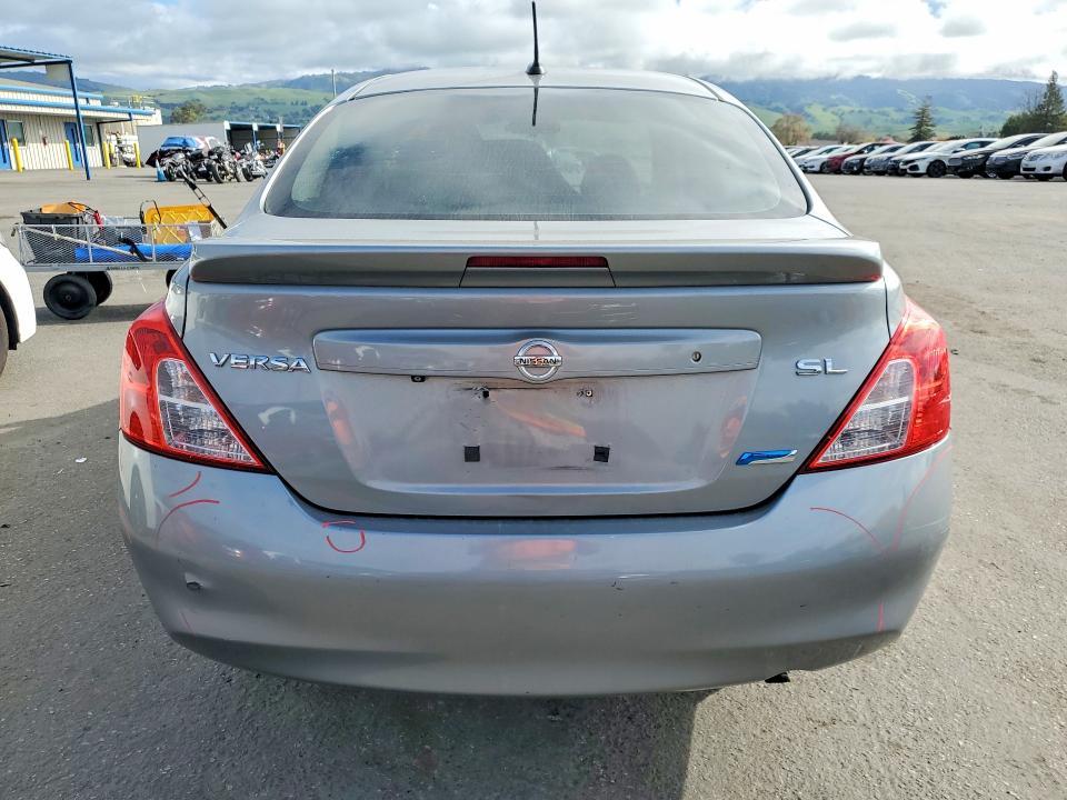2014 Nissan Versa 1.6 sl