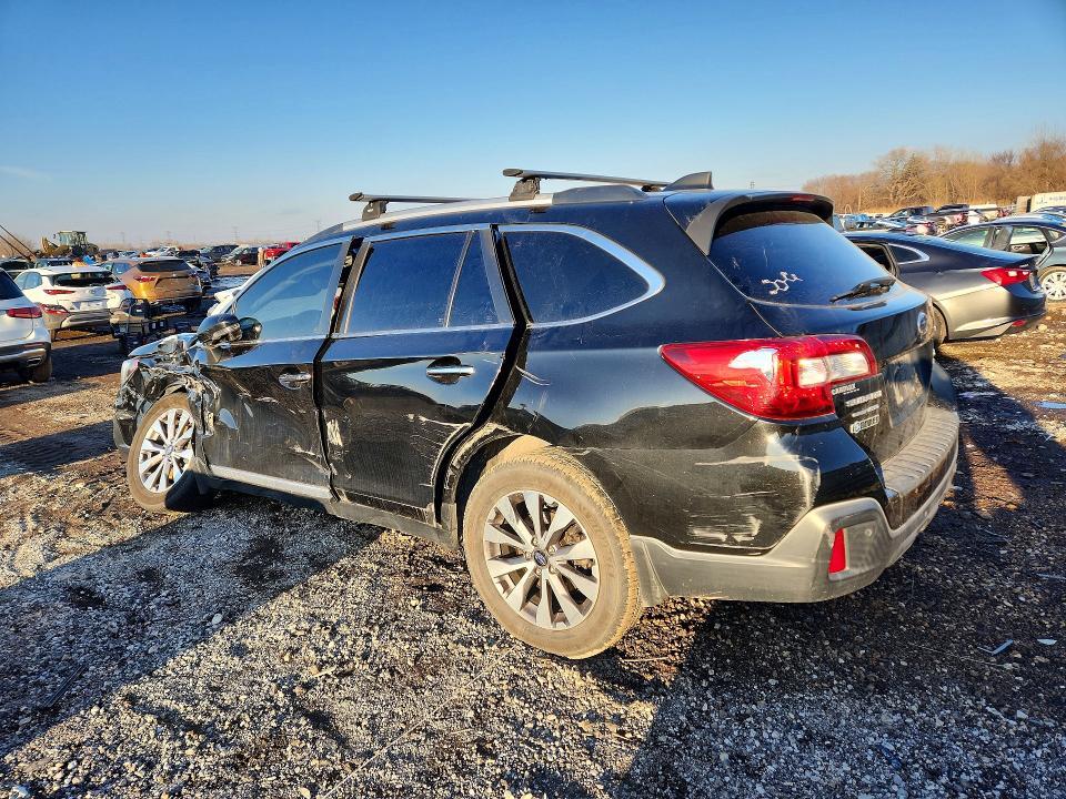 2018 Subaru Outback Touring