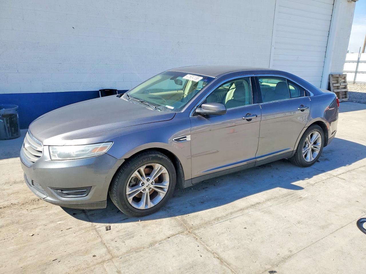 2013 Ford Taurus sel