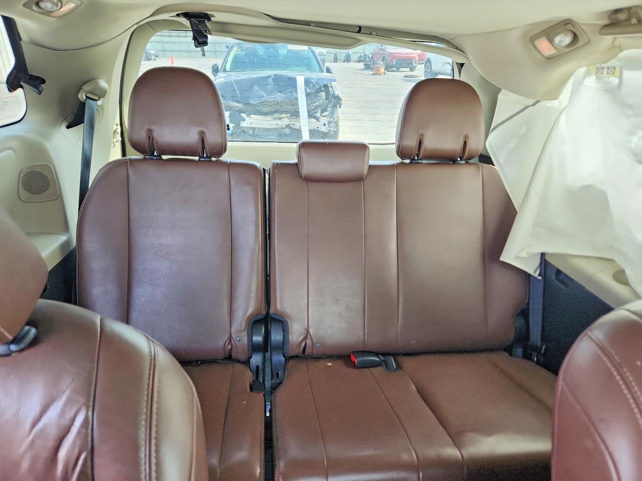2015 Toyota Sienna Limited Premium 7-passenger