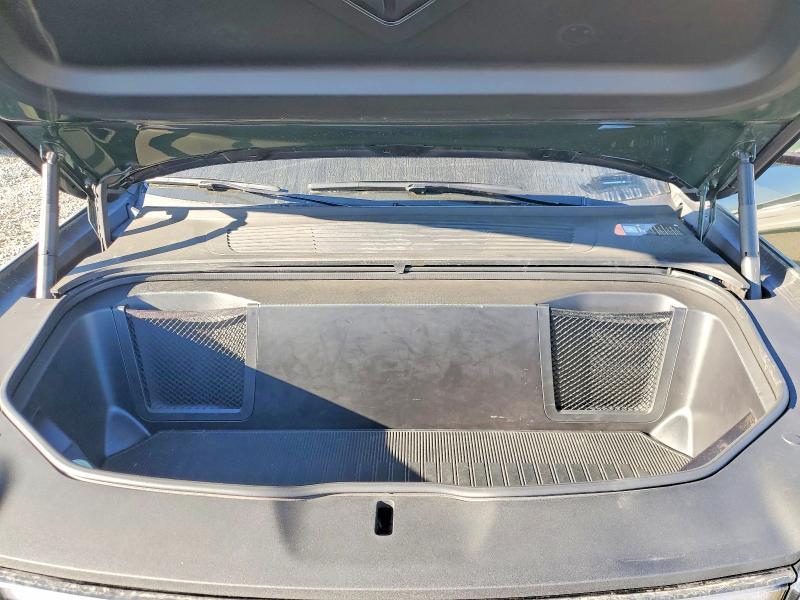 2025 Rivian R1T Premium