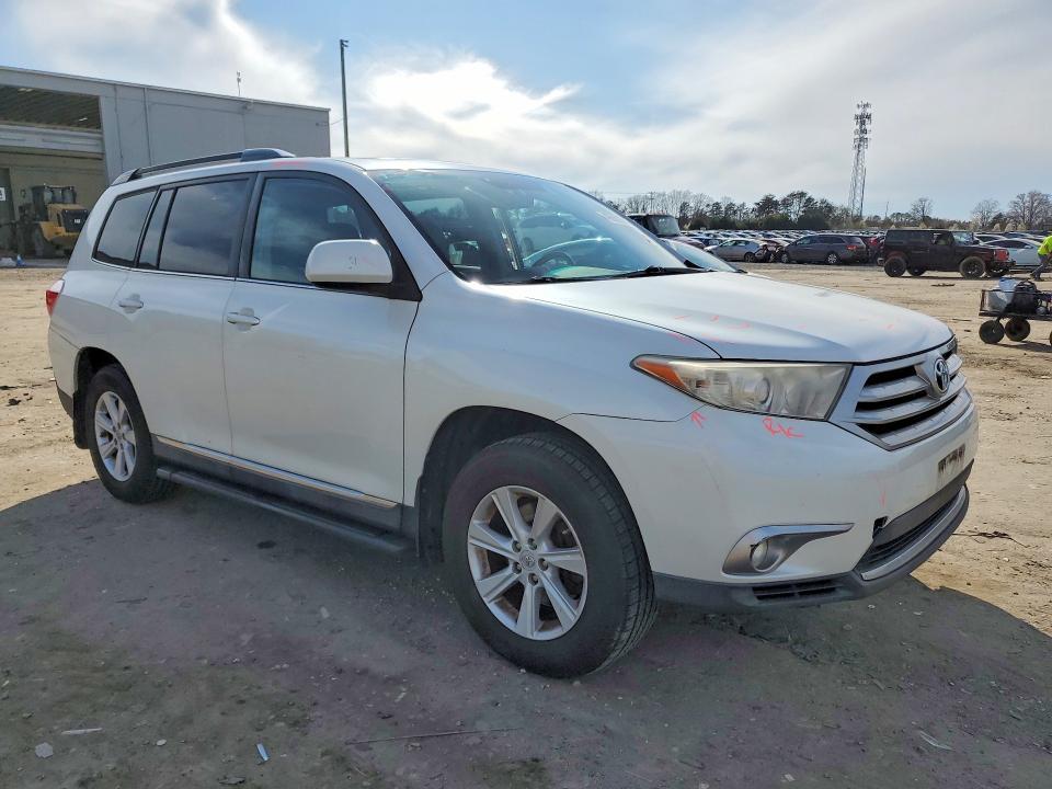 2011 Toyota Highlander se