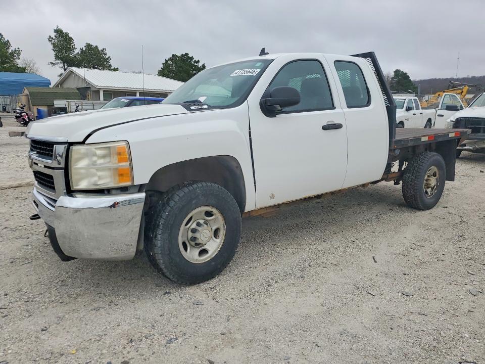 2007 Chev Rolet Silverado LT Flatbed Truck