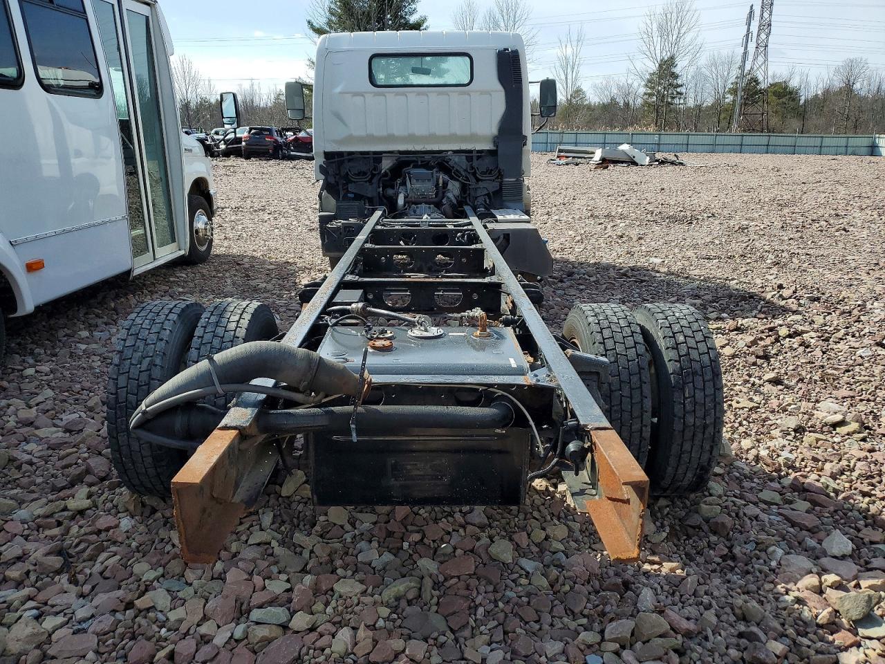 2012 Mitsubishi Fuso FEC92S Truck Cab AND Chassis