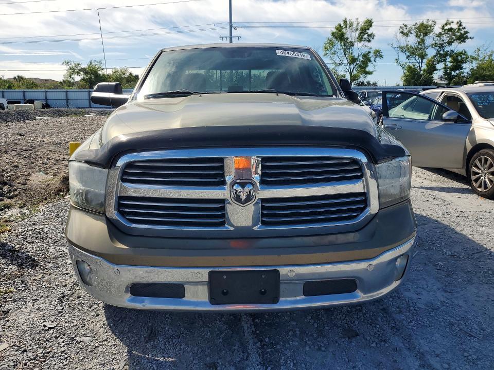 2015 Dodge Ram 1500 slt