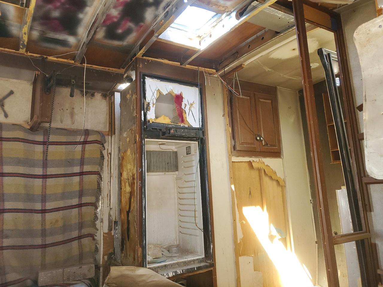 2014 Keystone Premier Camper