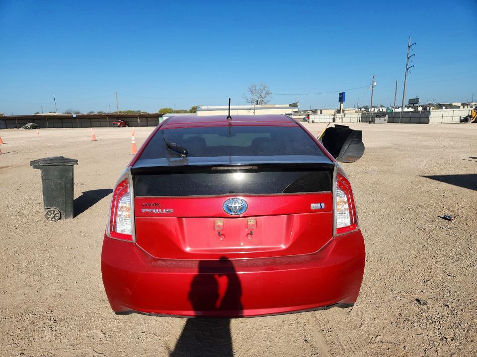 2014 Toyota Prius two