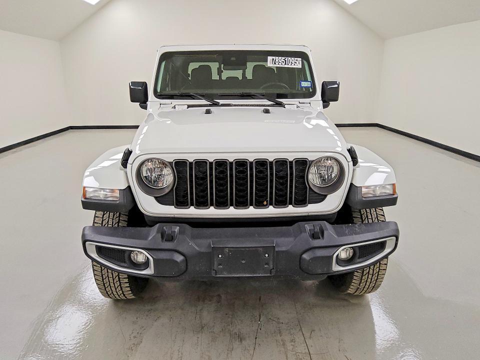 2024 Jeep Gladiator Sport