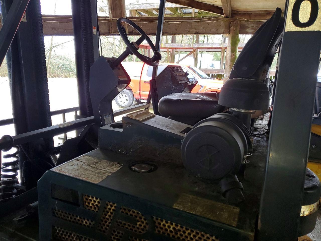 2006 Caterpillar Forklift