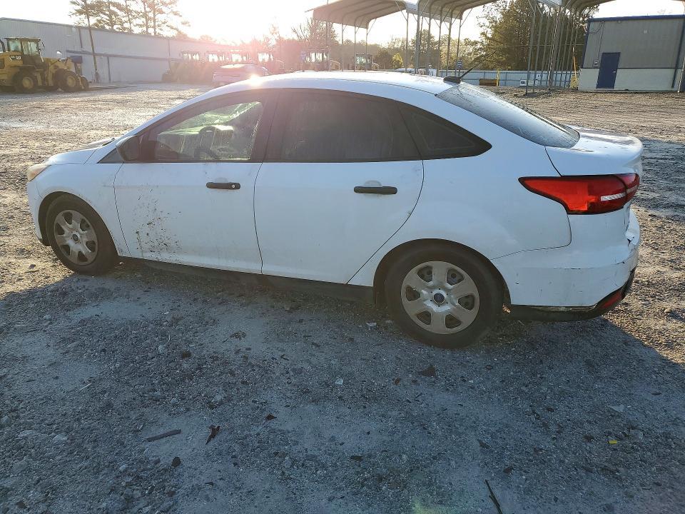 2015 Ford Focus s