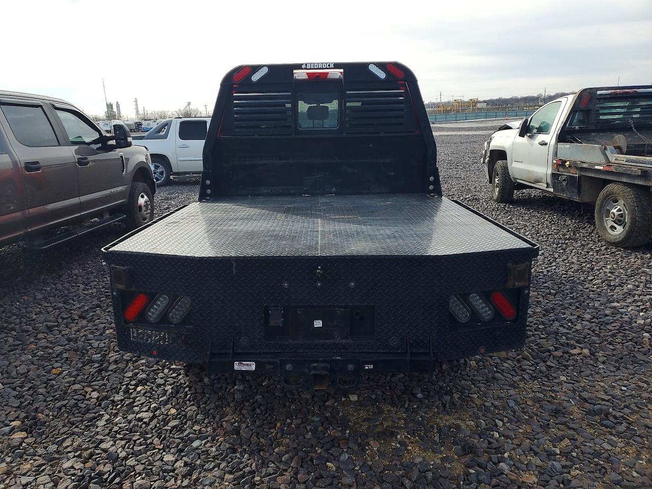 2023 Ford F250 Super Duty Flatbed Truck