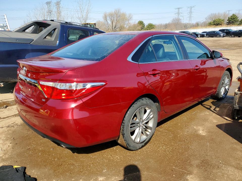 2015 Toyota Camry se