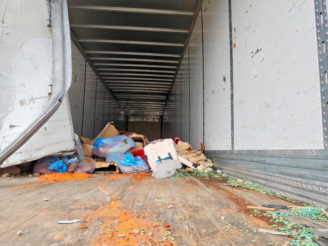 2016 Stoughton DRY Van Trailer