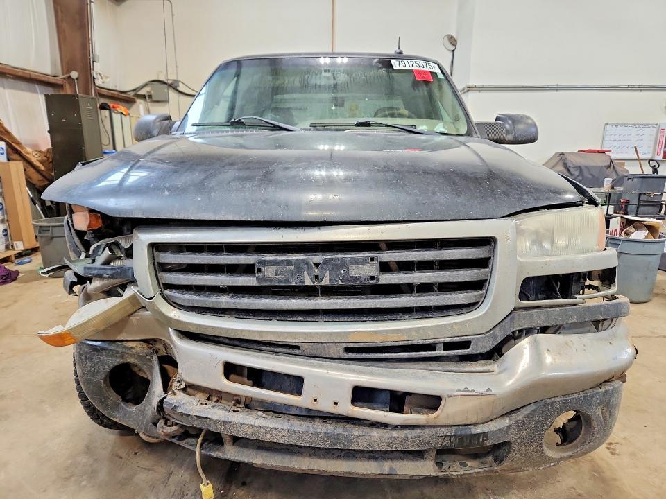 2003 GMC Sierra K2500 Heavy Duty