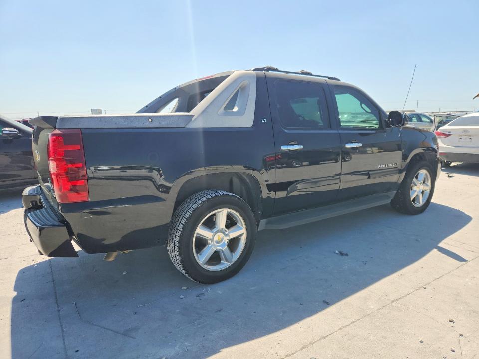 2011 Chevrolet Avalanche LT