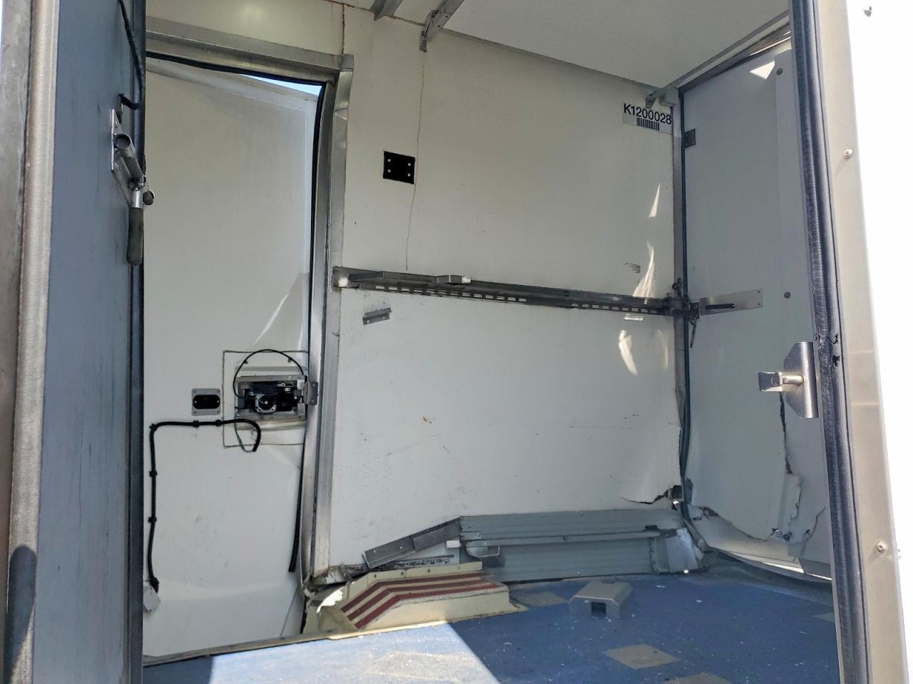 2020 Ford Transit Delivery Truck