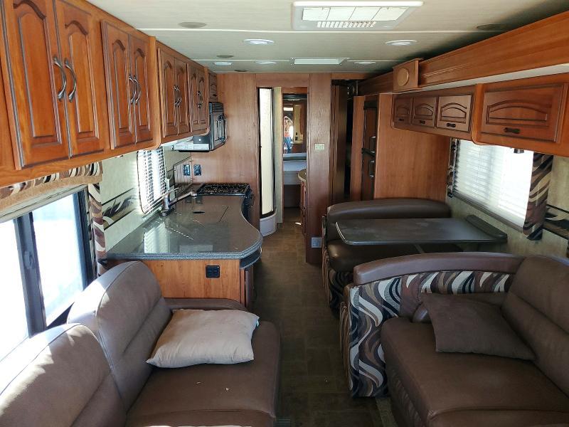 2011 Freigliner 2011 Freightliner Chassis XC RV