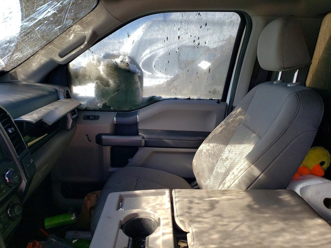 2022 Ford F450 Super Duty BOX Truck