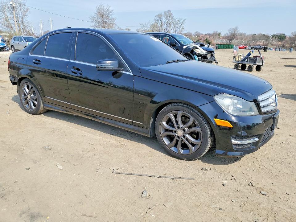 2013 Mercedes-Benz C 250