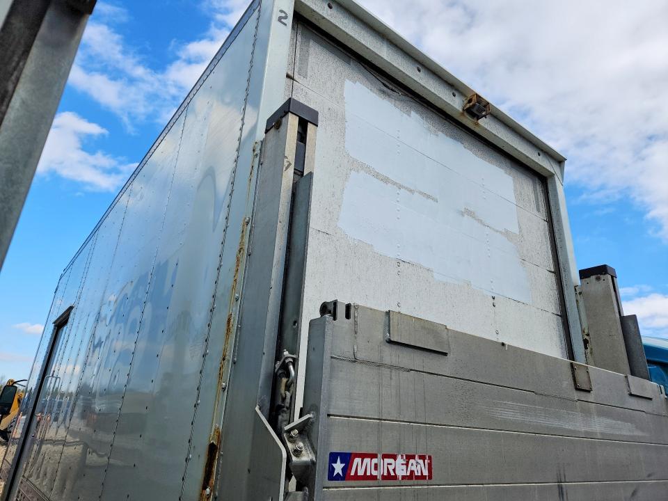 2019 Isuzu NPR HD BOX Truck