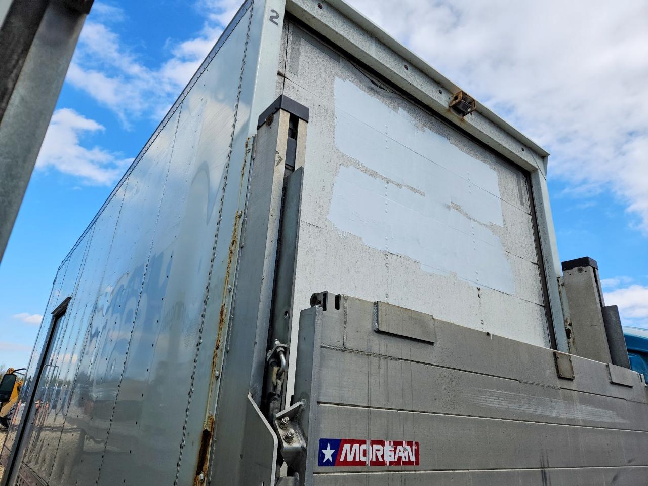 2019 Isuzu NPR HD BOX Truck