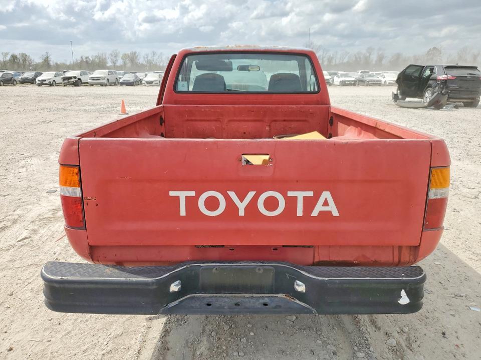 1990 Toyota Pickup Base